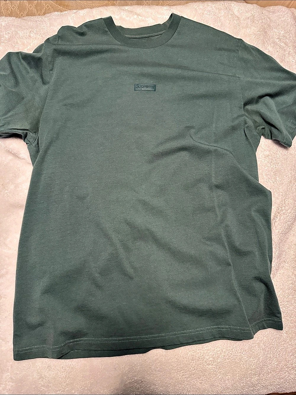Supreme Logo T-Shirt in Green Size Large
